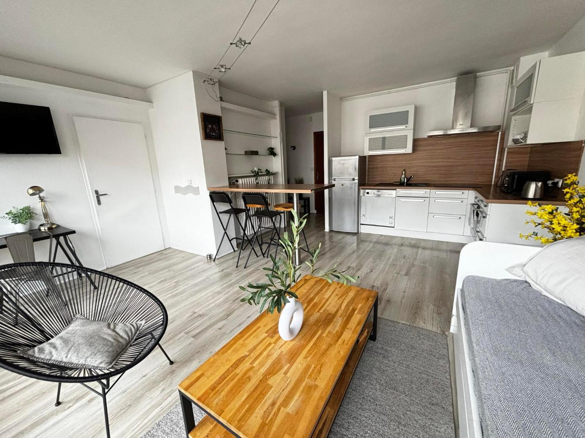 Appartement Hypercentre A 2 Min Du Lac Анси Екстериор снимка